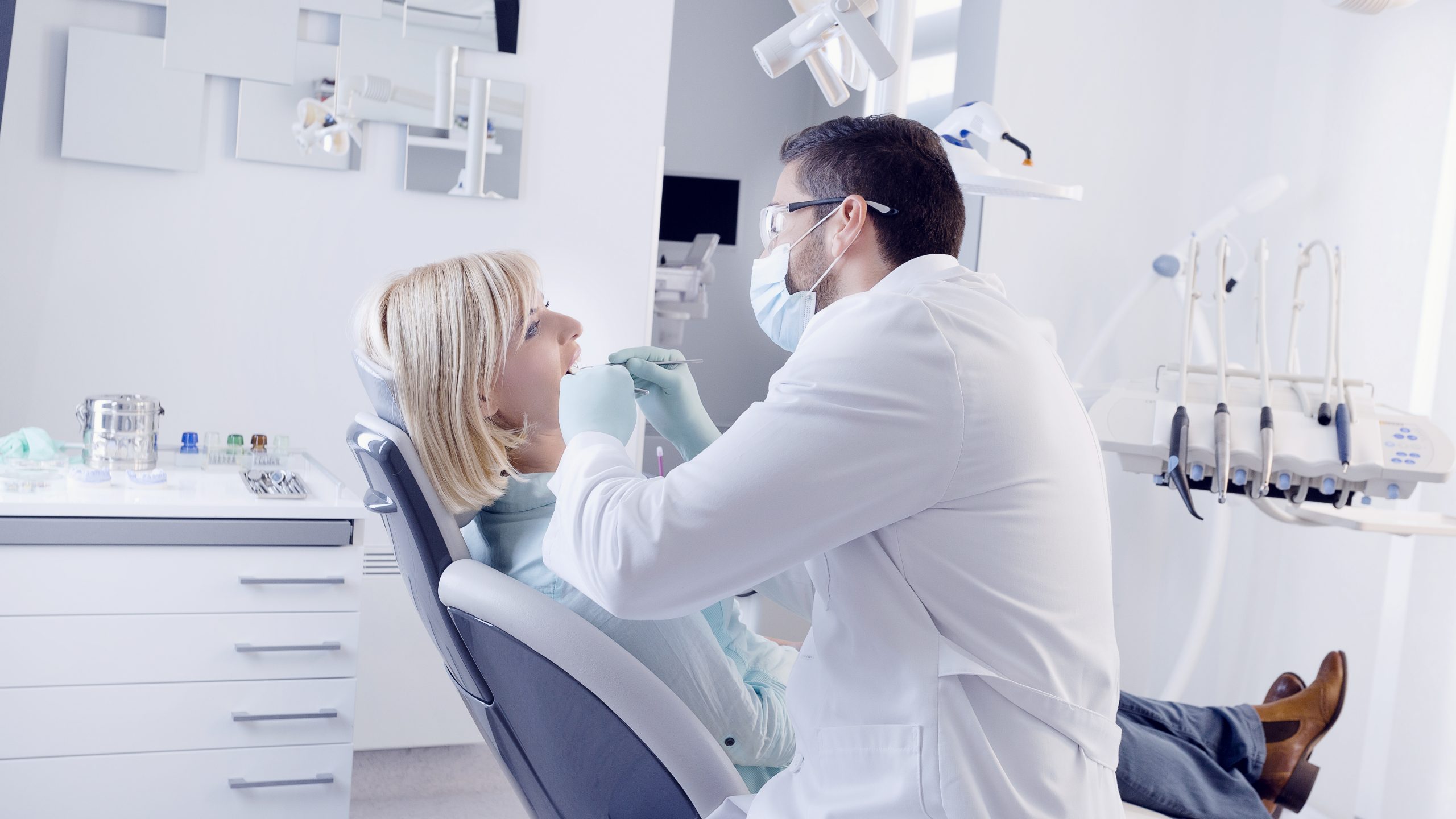 Dentist in Omaha, AR